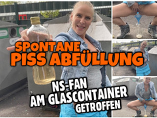 Spontane PUBLIC PISS Abfüllung | Fan am Glas Container getroffe