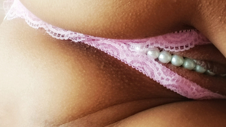 G-Punkt Vibrator verwöhnt das erste mal eine Thai Pussy