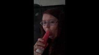 Dildo Lutschen