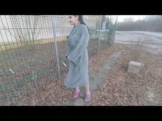 Schneller Outdoor- Piss vorm Tor