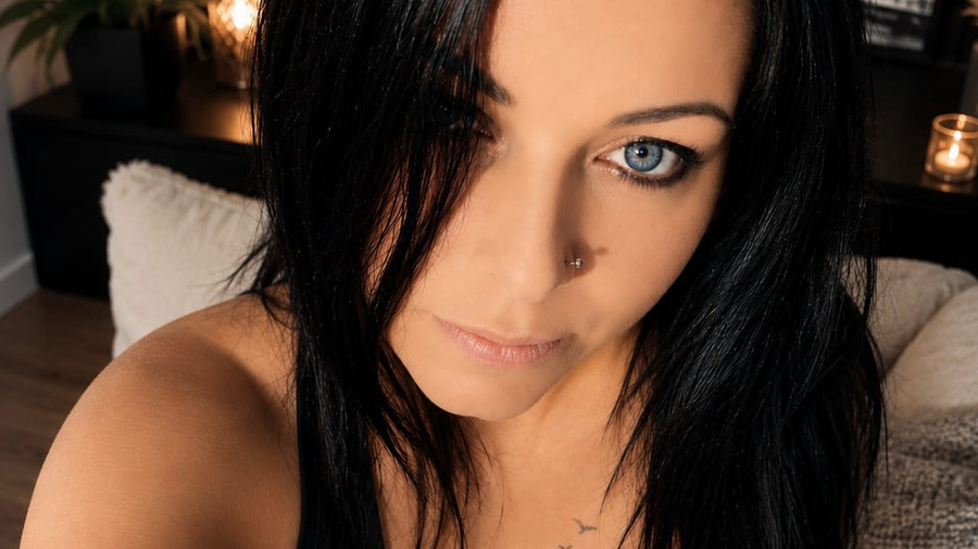 Sexy-Leyla