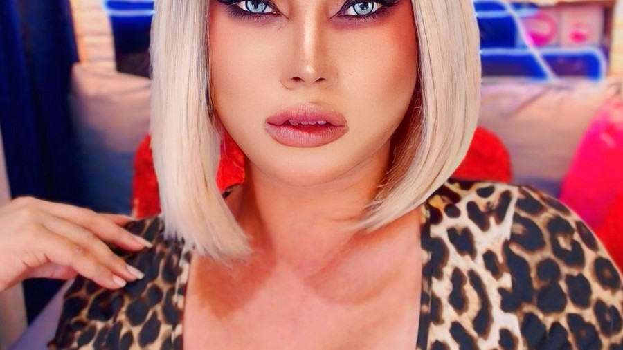 TsQueenNhicolle