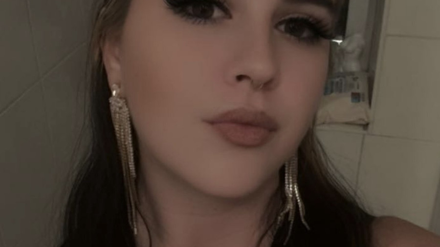 xglossynelly