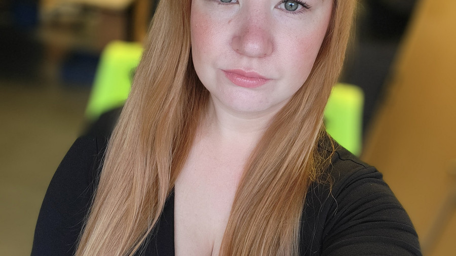 Larissa-Emily
