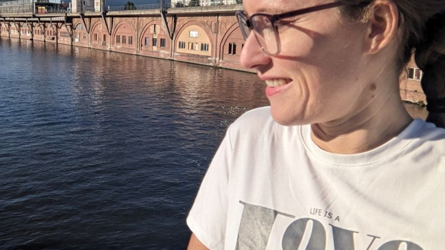 TravelGirl