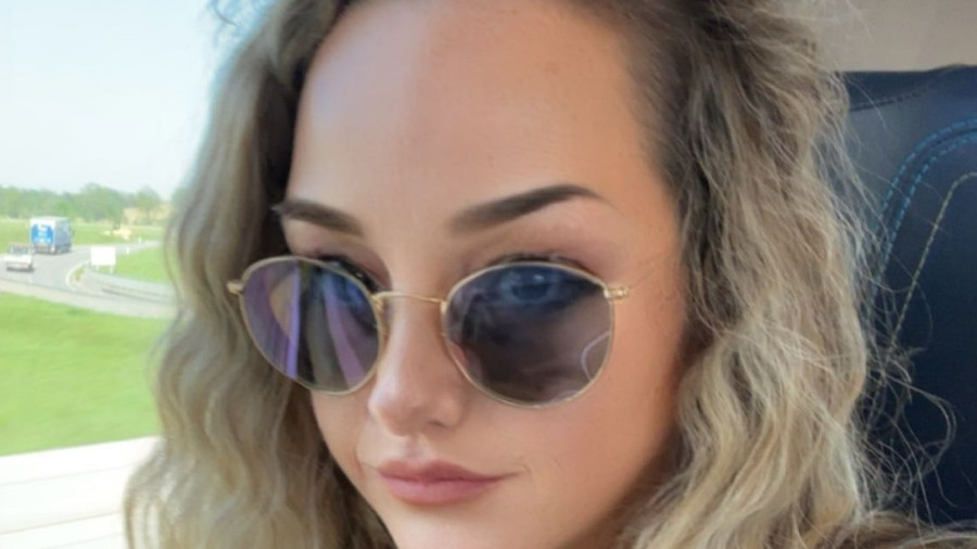 NaturalBarbieMilf