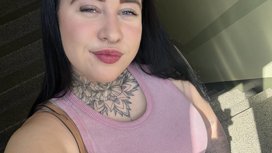 Mia248