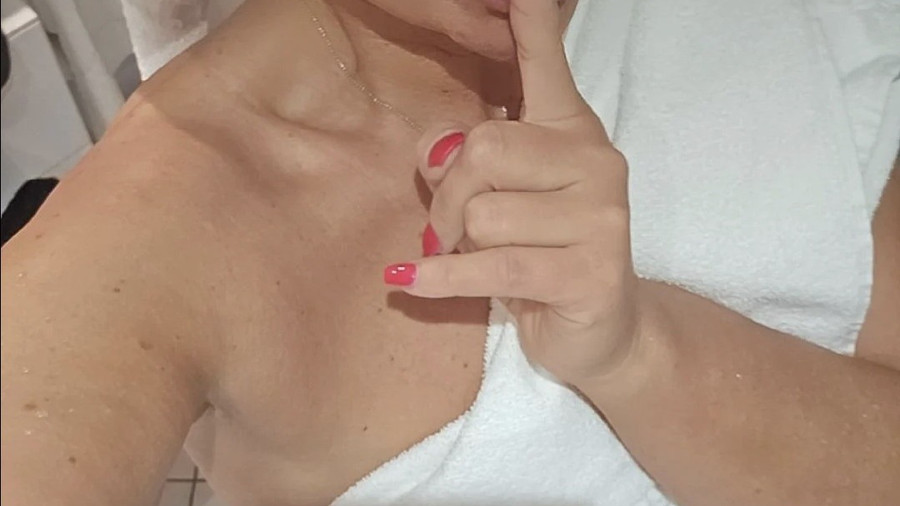 alexa-hot