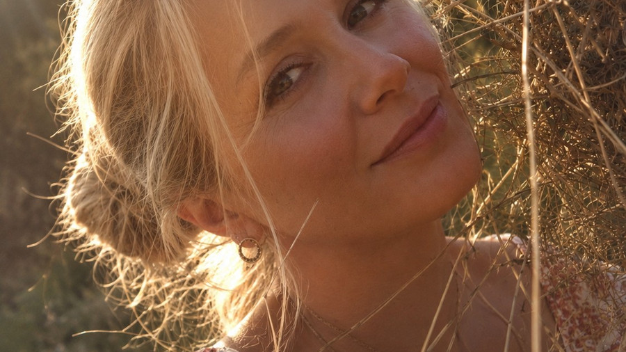 Celina-hot