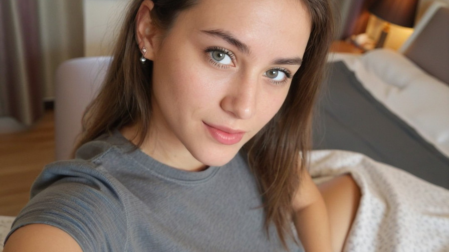 BreezyBella
