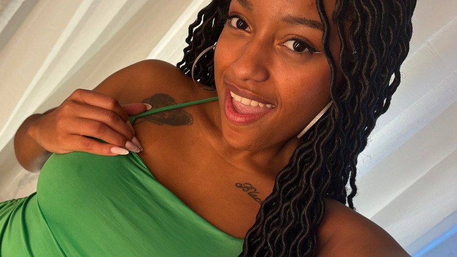 Ebonyy