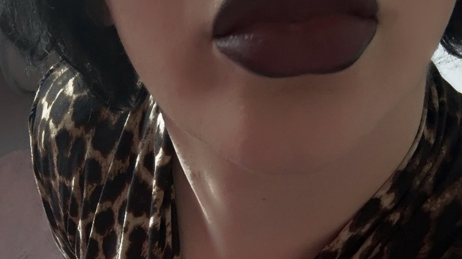 CurvyMelli