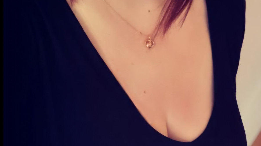 HotCurvyMum