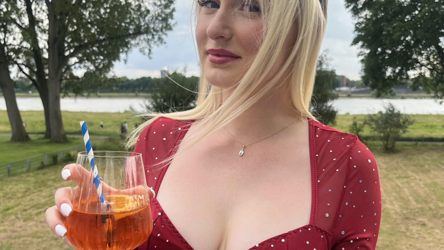 Sexyblondi