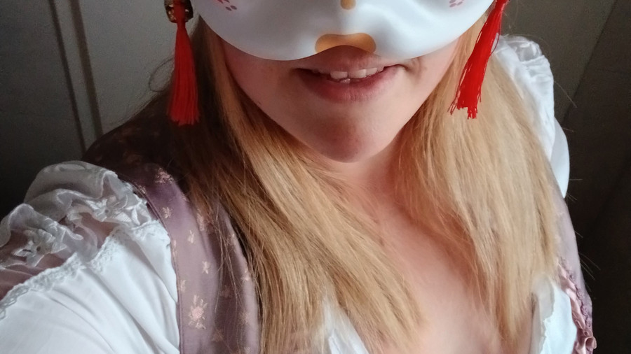 BlondKurve_92