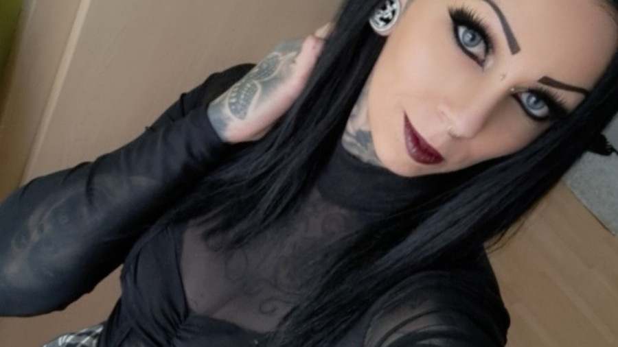 Chrisy_vanHell