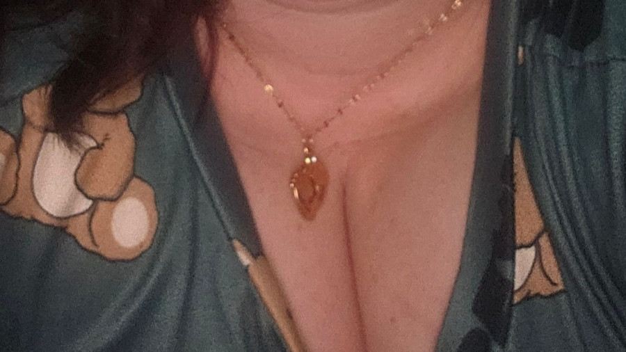 Curveylady37