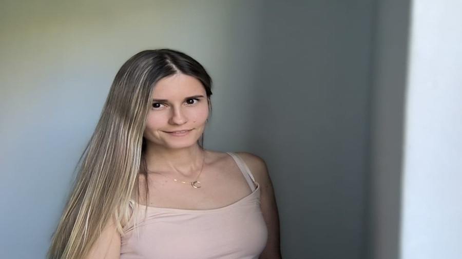 CatrinBody