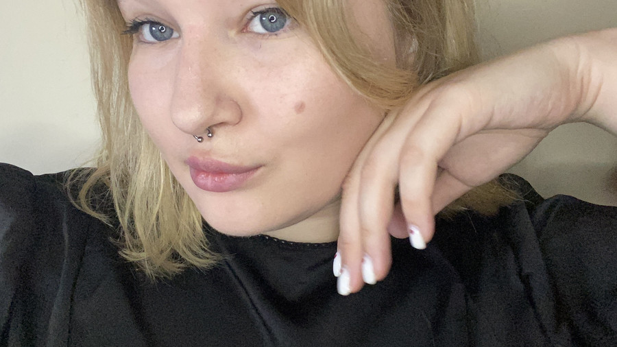 Alexa_Tempts