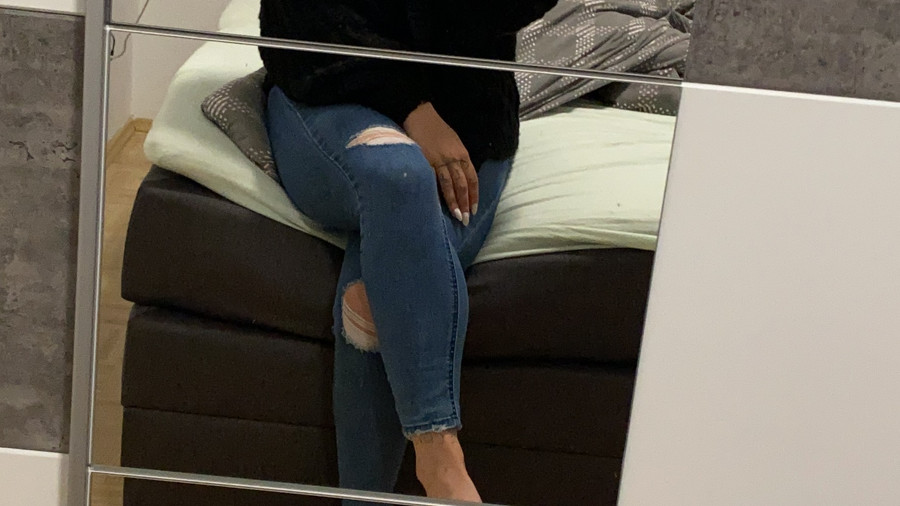 Sarahbella-xx