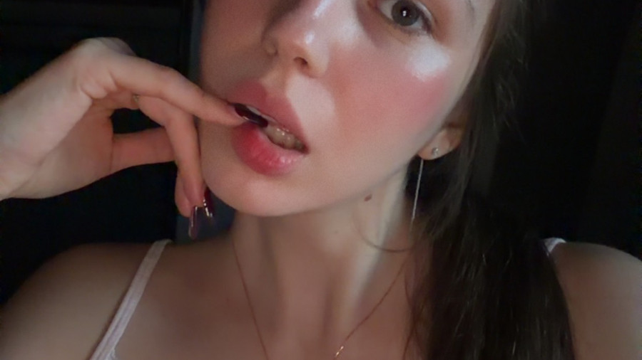 Nicole_Caramel