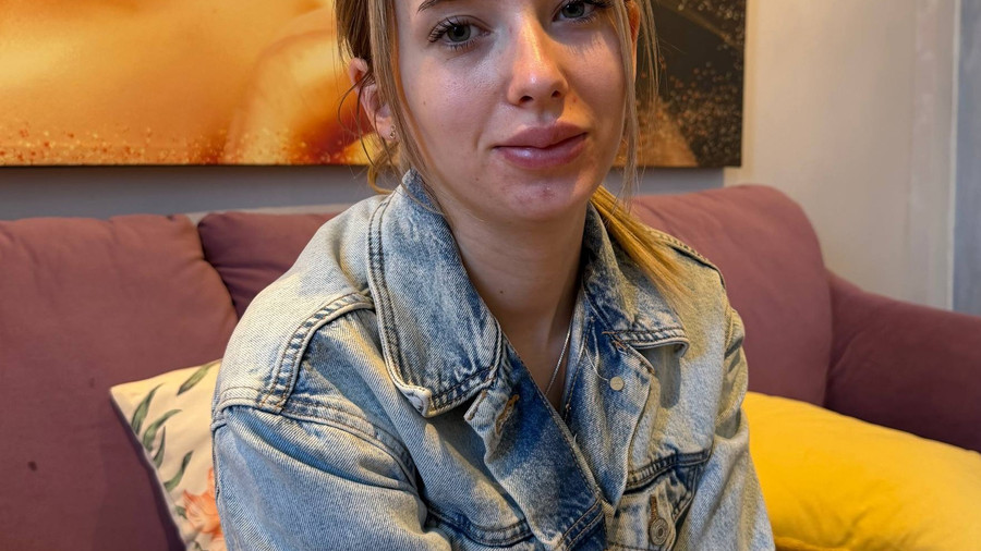 Sia_Lee