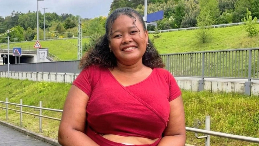 NinaBigTits