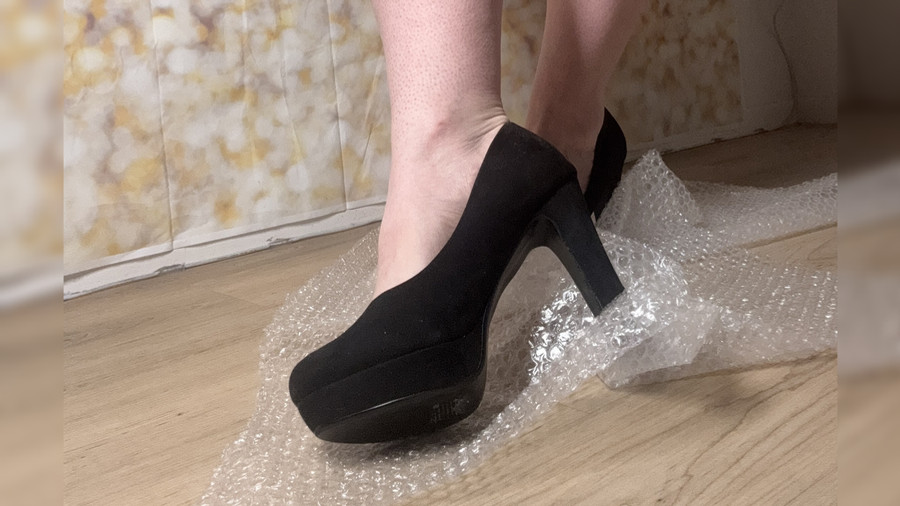 High Heels gegen Luftpolsterfolie wie laut wird’s?