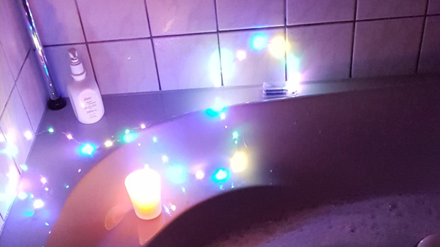 abends in der badewanne