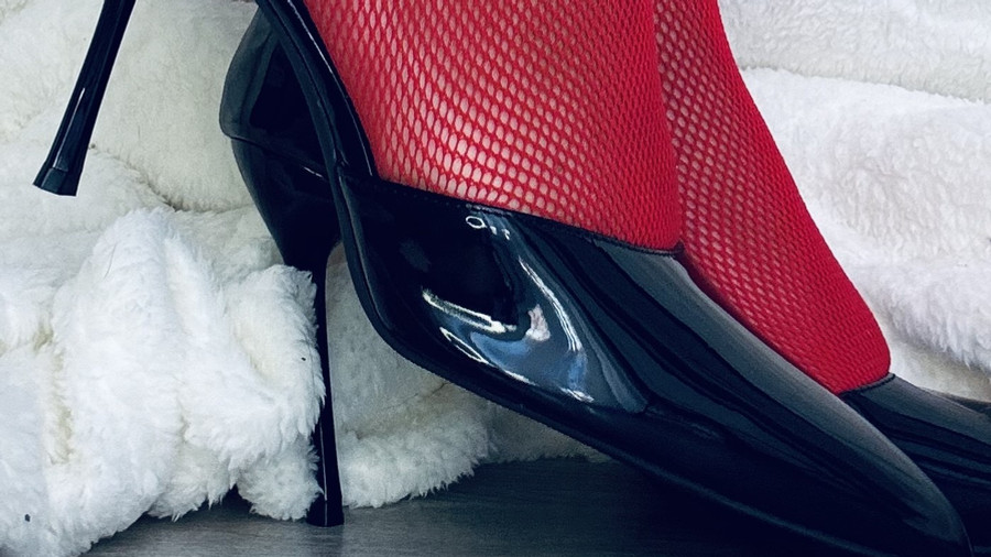 Highheels, Stiefel und Netz!