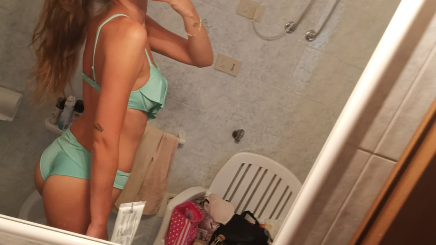 ein paar schöne bikini bilder :*