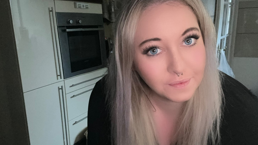 Profilbild von Shy-Juli