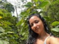 Ich bade in einem Wasserfall