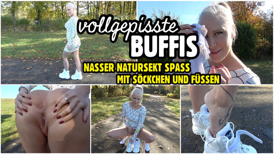 Vollgepisste Buffis | Nasser NS Spass mit Söckchen und Füßen