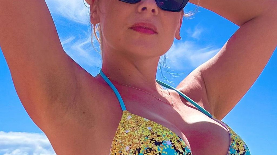 7 bikinis, one body — are you ready?