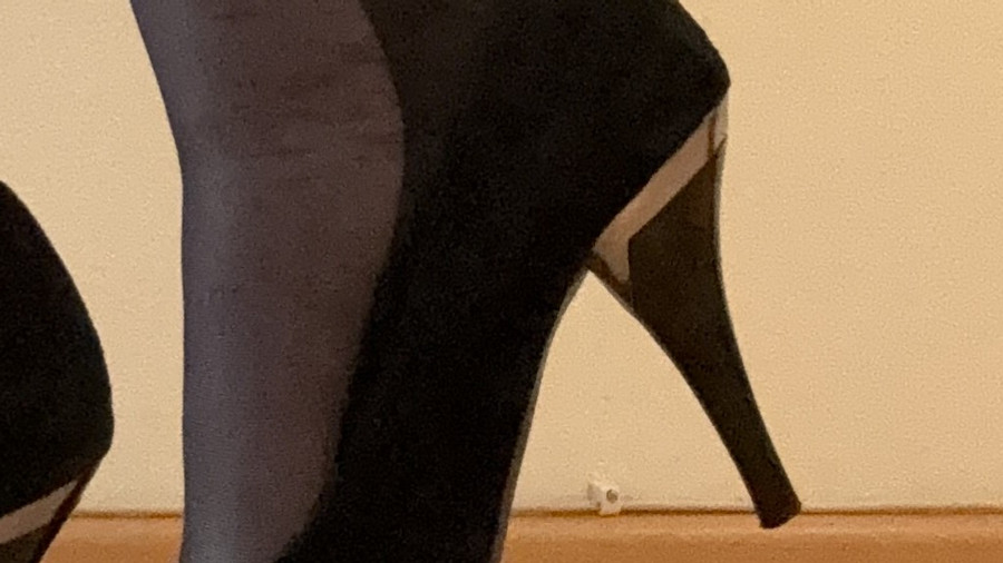 Halterlose Strümpfe, Nylons, Stiefel