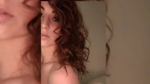 Hey du schöner Unbekannter. Hier hast du einen kleinen Einblick über meinen Körper. Willst du diesen Körper live erleben, anfassen und spüren?🫦 Schreib mir, und dann schauen wir😏😘