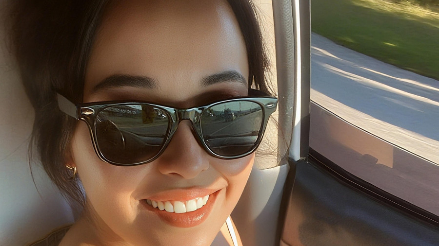 Ich möchte deine heiße kleine Stute sein ...