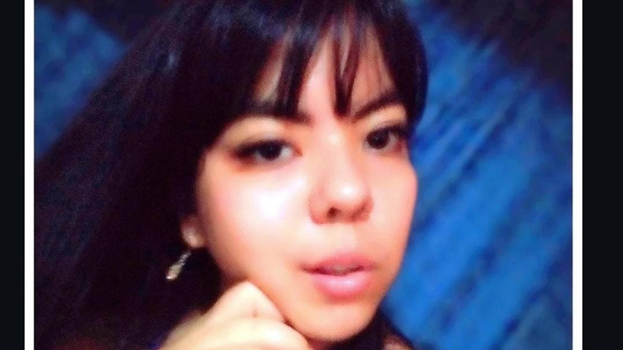 Deine feurige Latina