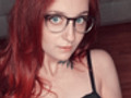 Rothaarige die Lust zum spielen hat.