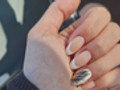 meine Hand an deinem Bein