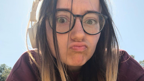 Grimassen schneiden, meine Gedanken sind frei