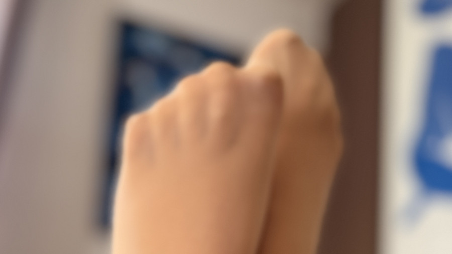 G***e Füße in Nylon