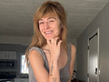 In Jeans und Shirt...