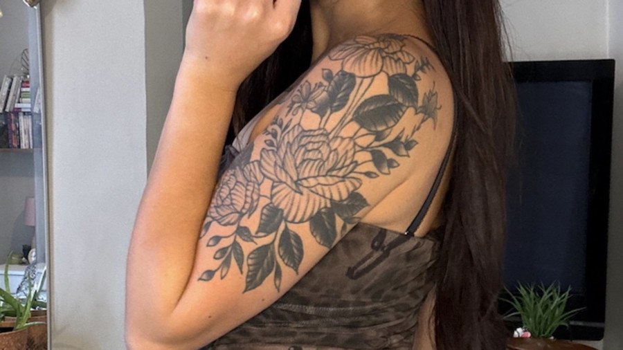 Meinen Körper ist voller Tattoos