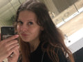 Enge und knappe Kleidung