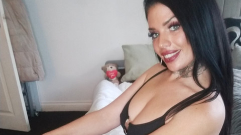 Nicht das ich gleich nackt vor dir stehe!!