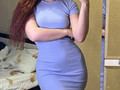 Knall eng umspielt das Kleid meinen Körper,