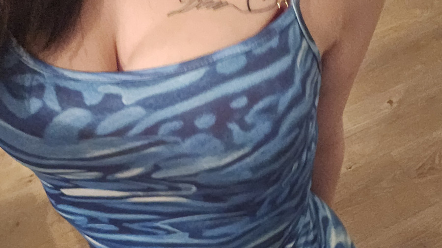 Blaues Kleid