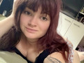 Nur ich, mein Bett und ein kleiner Blick für dich… Nur ich, mein Bett und ein kleiner Blick für dich…